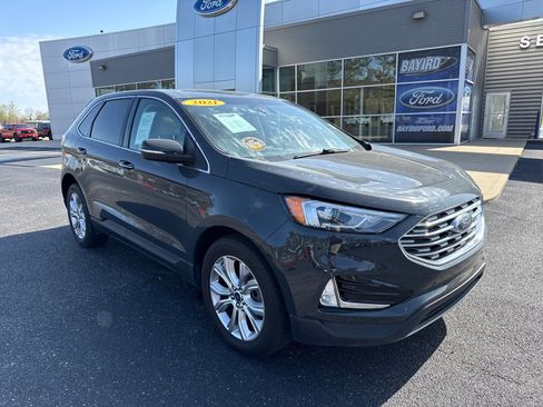 Used 2021 Ford Edge Titanium w/ Cargo Accessory Package image 3