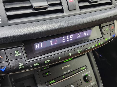 Used 2017 Lexus CT 200h CT 200h F Sport image 34