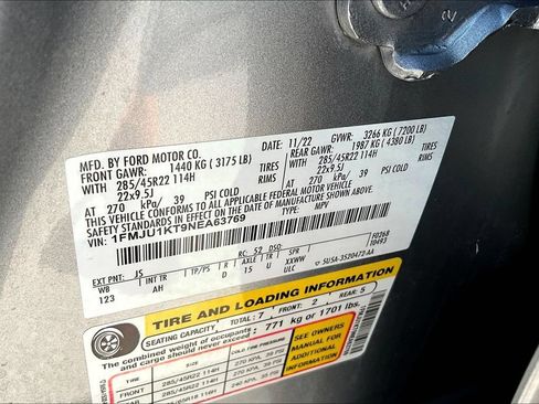 Used 2022 Ford Expedition Limited RWD image 20