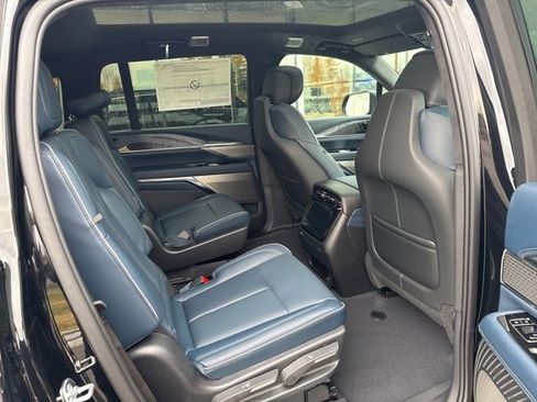 New 2025 Cadillac Escalade IQ Luxury 2 image 7