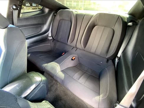 Used 2018 Ford Mustang Coupe image 15