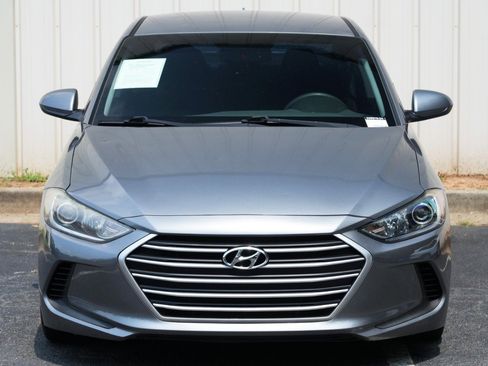 Used 2018 Hyundai Elantra SEL FWD image 38