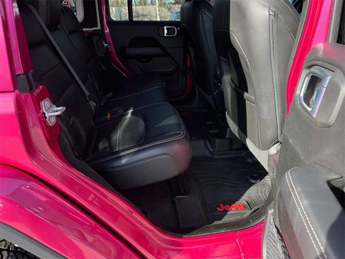 Used 2021 Jeep Wrangler Unlimited Sahara image 27