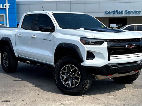 New 2026 Chevrolet Colorado ZR2 w/ Technology Package image 2