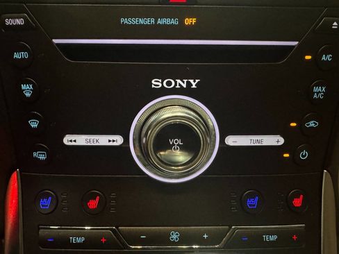 Used 2017 Ford Edge Titanium w/ Equipment Group 301A image 21