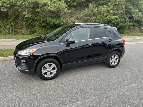 Used 2018 Chevrolet Trax LT AWD/4WD image 4