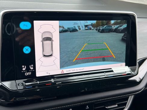 New 2026 Volkswagen Atlas Cross Sport SE image 22