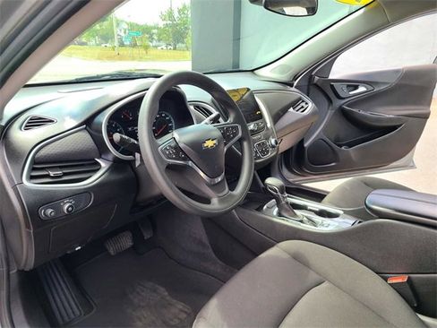 Used 2023 Chevrolet Malibu LT image 12