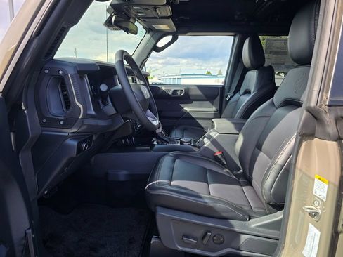 New 2026 Ford Bronco Badlands AWD/4WD image 10