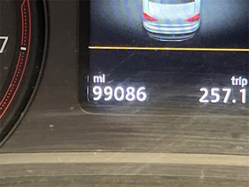 Used 2022 Volkswagen Passat 2.0T SE image 23