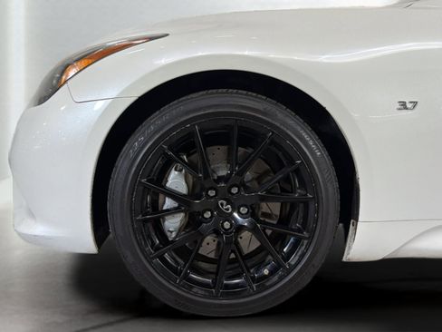Used 2015 INFINITI Q60 Sport Limited RWD image 36