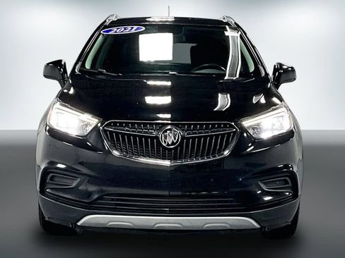 Used 2021 Buick Encore Preferred FWD image 2