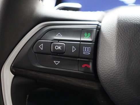 Certified 2023 Jeep Grand Cherokee L Limited image 15