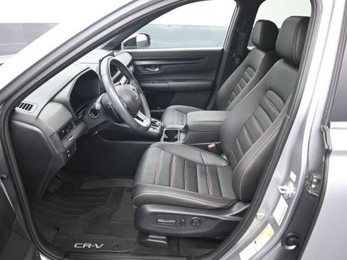 Used 2025 Honda CR-V Sport-L image 9