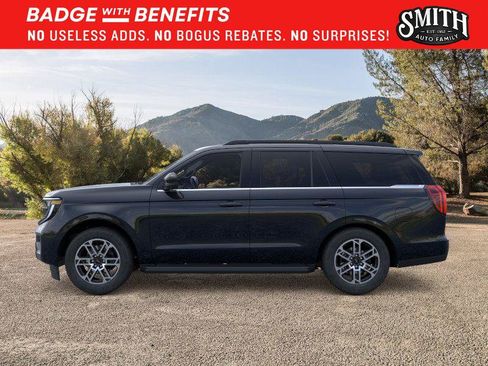 New 2025 Ford Expedition Active RWD image 4