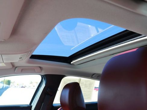 Used 2025 MAZDA MAZDA3 s image 25