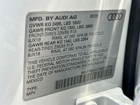 Used 2025 Audi Q5 Premium w/ Convenience Package AWD/4WD image 29