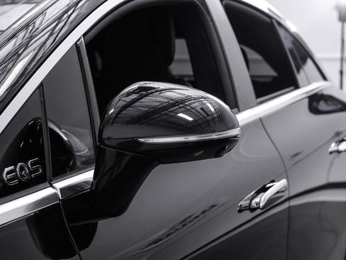 Used 2022 Mercedes-Benz EQS 580 4MATIC Sedan image 40