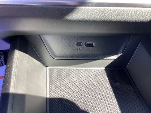 New 2026 Chevrolet Equinox LT w/ Convenience Package II image 25