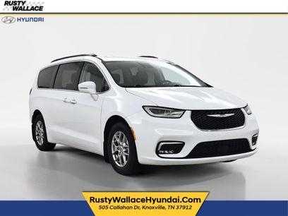 Used 2021 Chrysler Pacifica Touring-L