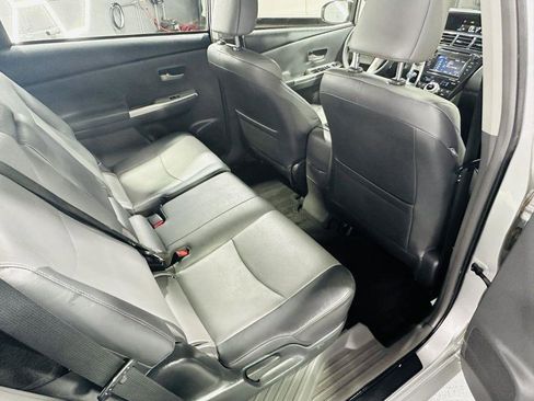 Used 2012 Toyota Prius V Five FWD image 32