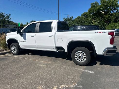 Used 2025 Chevrolet Silverado 2500 LT AWD/4WD image 15