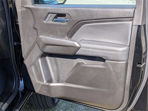 Used 2024 Chevrolet Colorado LT w/ LT Convenience Package II image 33