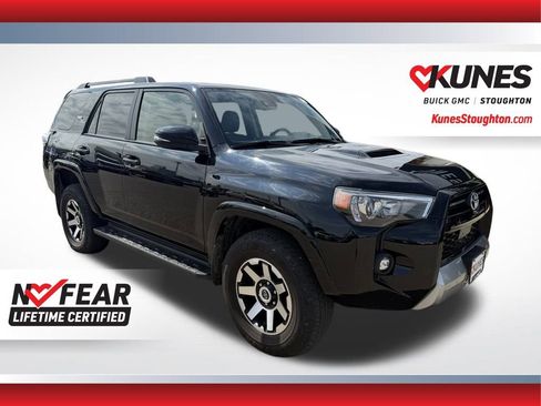 Used 2024 Toyota 4Runner TRD Off-Road Premium image 1