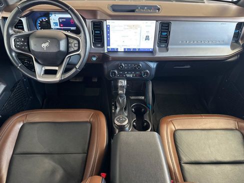 Used 2022 Ford Bronco Outer Banks image 14