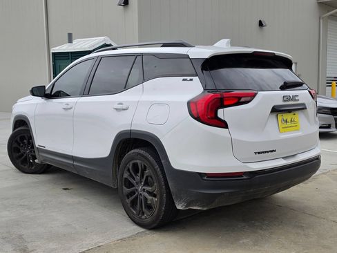 Used 2021 GMC Terrain SLE w/ Driver Convenience Package FWD image 6