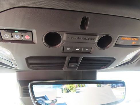 Used 2024 GMC Hummer EV 3X w/ Omega Edition AWD/4WD image 40