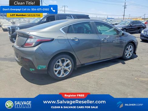 Used 2016 Chevrolet Volt Premier w/ Driver Confidence Package FWD image 4