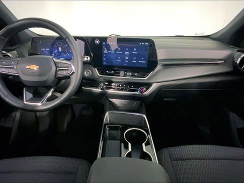 Used 2025 Chevrolet Equinox LT image 15
