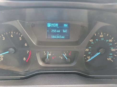 Used 2015 Ford Transit 150 XLT RWD image 12