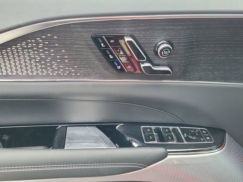 New 2026 Cadillac Lyriq V image 10