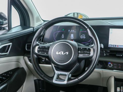 Used 2024 Kia Sportage EX AWD/4WD image 12