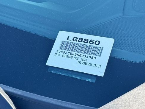 Used 2025 Chevrolet Silverado 1500 LT w/ Leather Package image 16