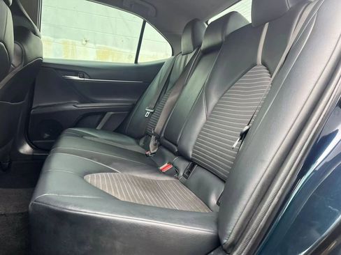 Used 2020 Toyota Camry SE FWD image 20
