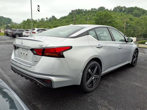 Used 2019 Nissan Altima 2.5 SR w/ SR Premium Package AWD/4WD image 8