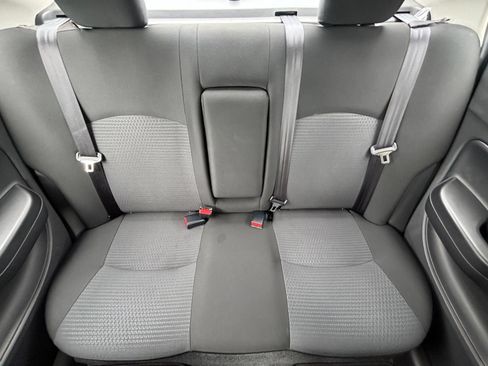 Used 2025 Kia Soul LX w/ LX Technology Package FWD image 35