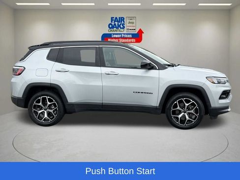 Certified 2025 Jeep Compass Limited AWD/4WD image 6