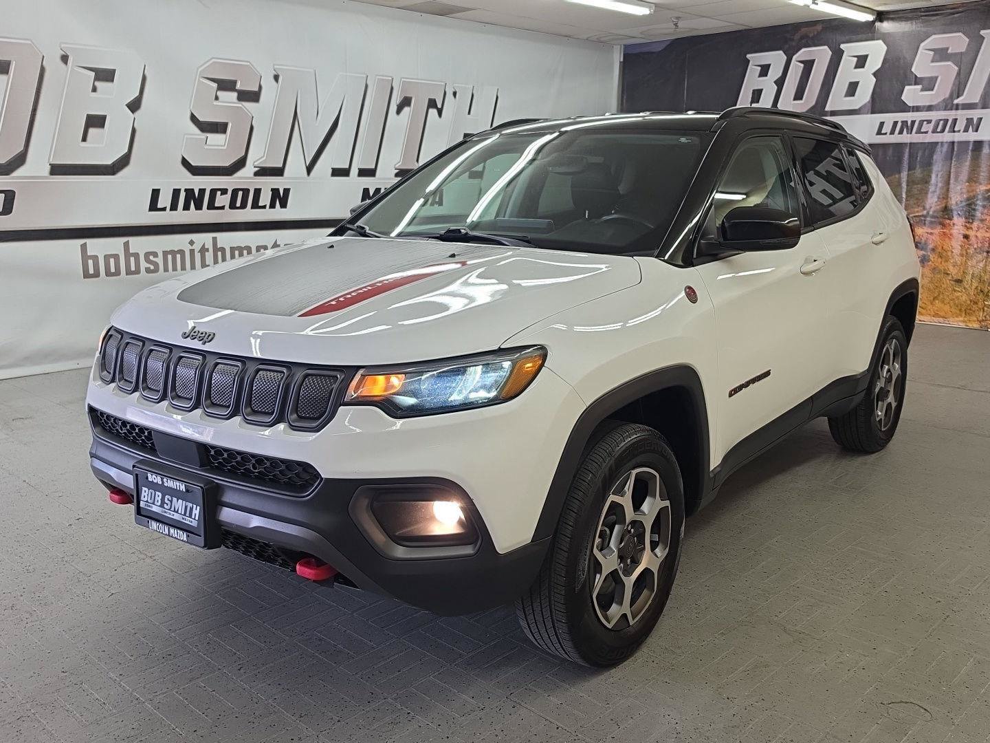 Used 2022 Jeep Compass Trailhawk w/ Trailhawk Convenience Group AWD/4WD image 17