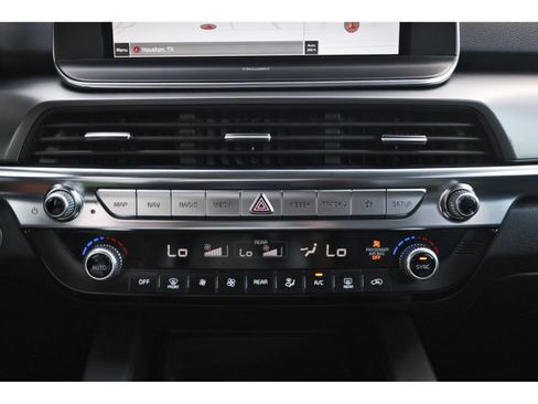 Used 2022 Kia Telluride LX AWD/4WD image 29