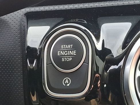 Used 2025 Mercedes-Benz CLA 250 image 24