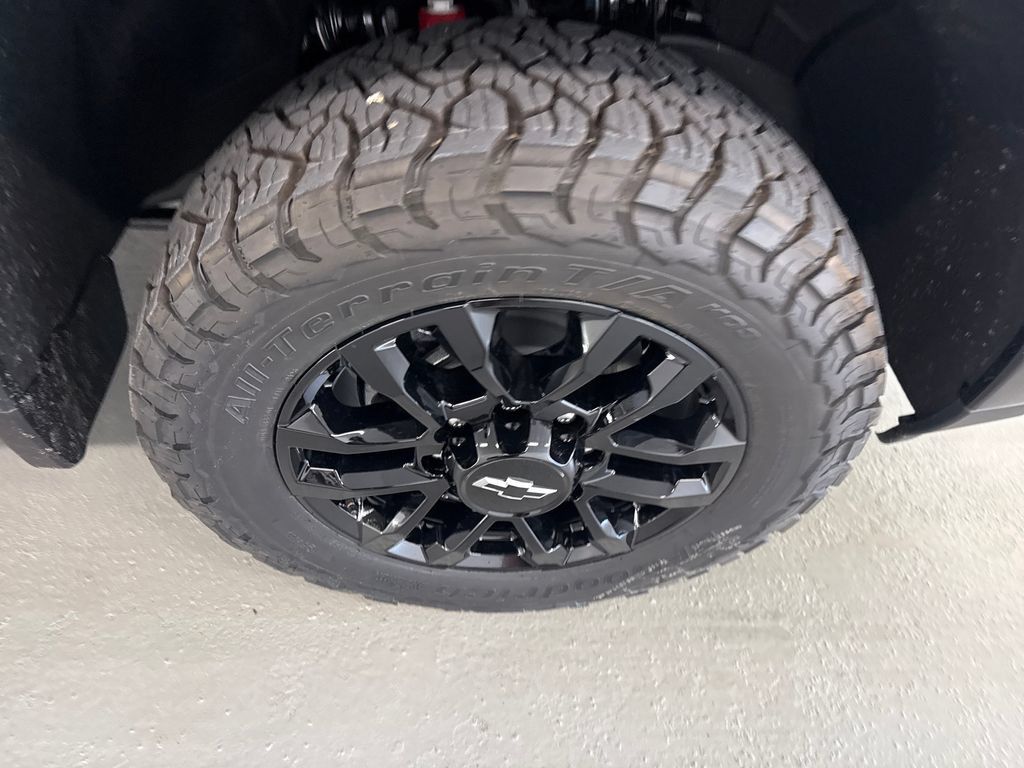 New 2026 Chevrolet Silverado 2500 High Country w/ High Country Premium Package AWD/4WD image 4