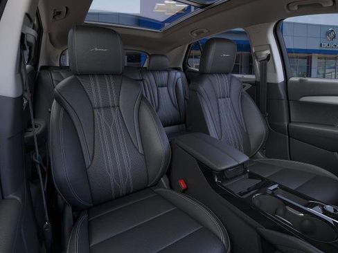 New 2025 Buick Envision Avenir image 16