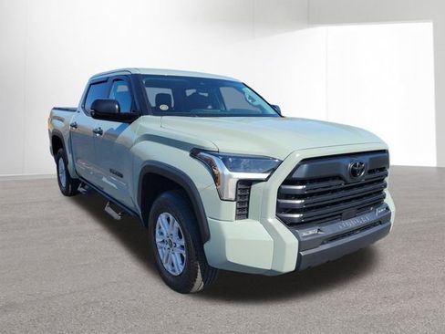 Used 2024 Toyota Tundra SR5 w/ SR5 Convenience Package image 12