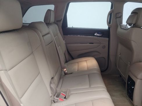 Used 2019 Jeep Grand Cherokee Overland image 19