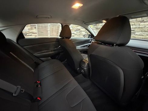 Certified 2024 Hyundai Elantra SEL FWD image 28