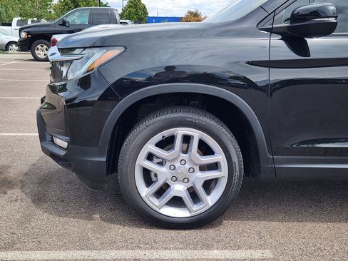 Used 2024 Honda Passport EX-L image 10